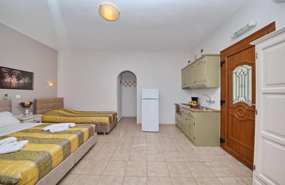 Room 2 (Apartment)